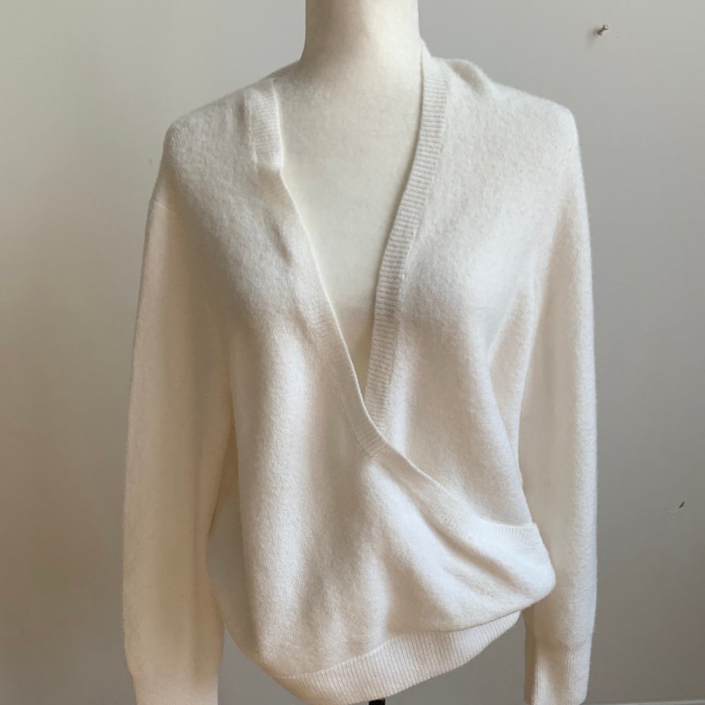 *HOST PICK*Madewell wrap front Ivory BNWT sweater - Picture 3 of 10